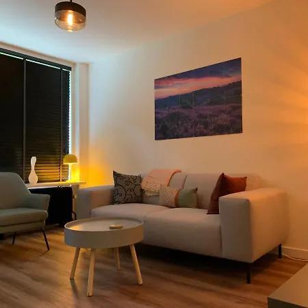 Rode Eekhoorn: Genieten Met De Dieren In Het Bos! Ferienhaus